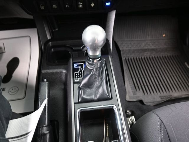 2016 Toyota Tacoma SR