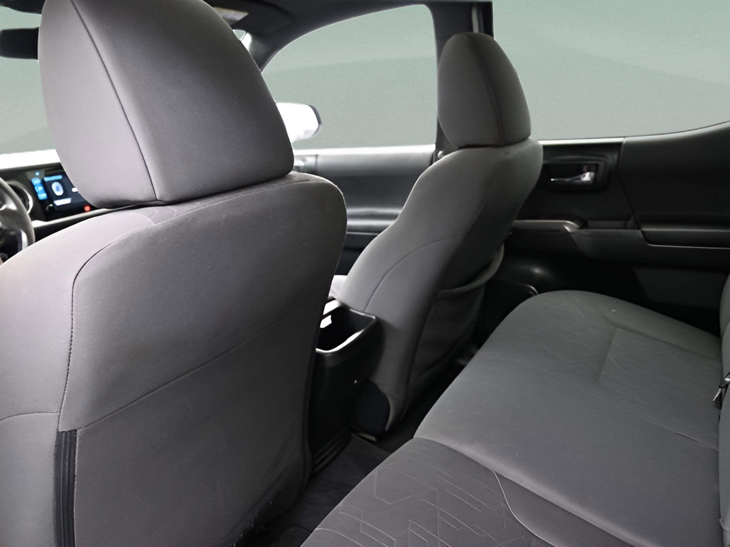 2016 Toyota Tacoma SR