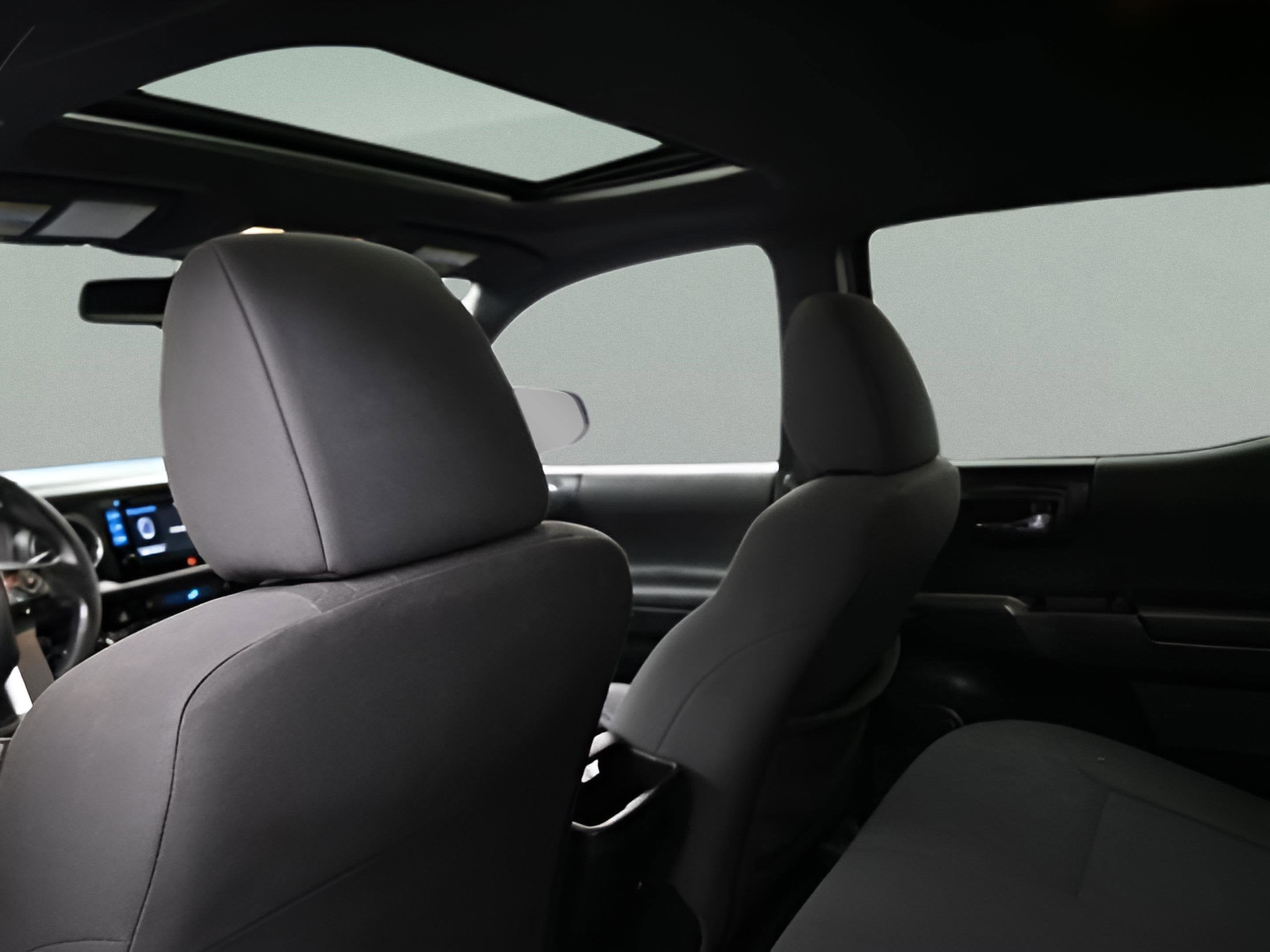 2016 Toyota Tacoma SR