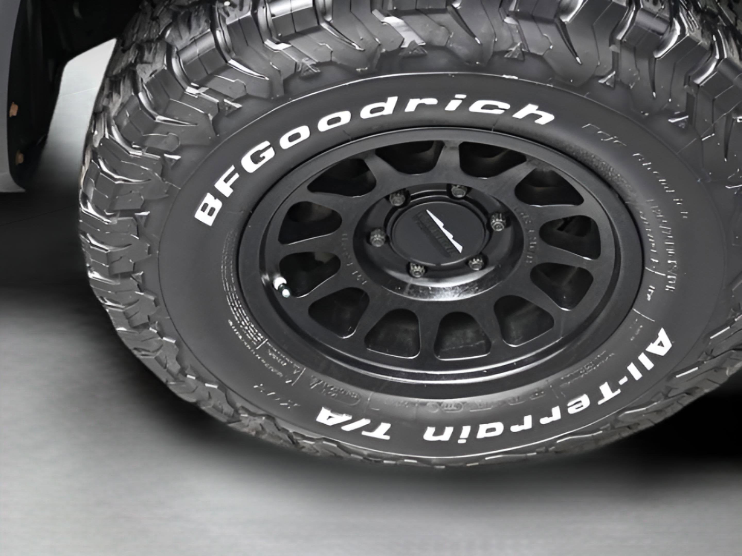 2016 Toyota Tacoma SR