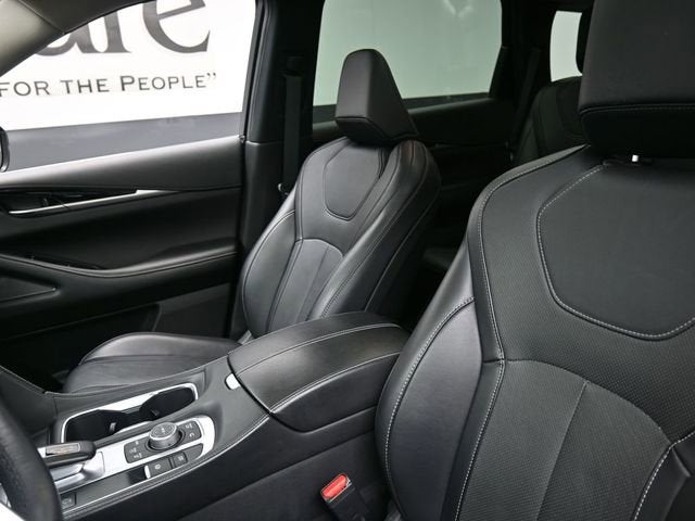 2024 INFINITI QX60 PURE