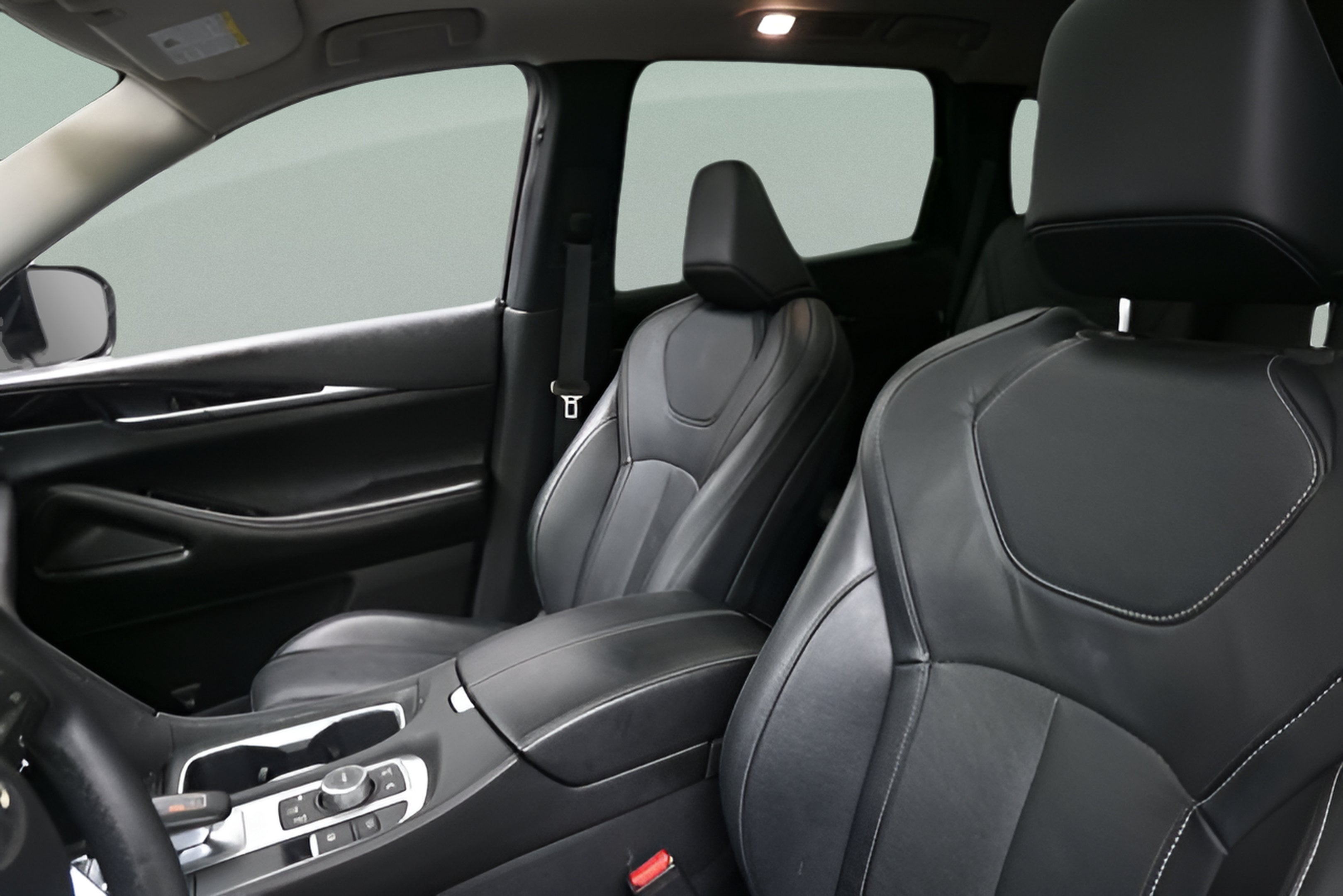 2023 INFINITI QX60 PURE
