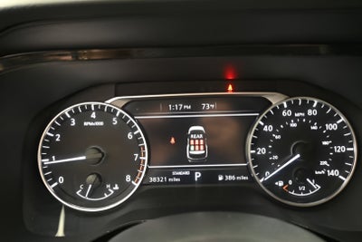 2025 Nissan Pathfinder SV