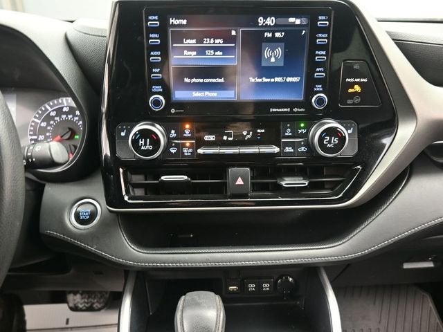 2020 Toyota Highlander LE