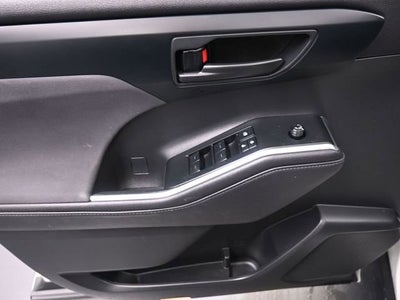 2020 Toyota Highlander LE