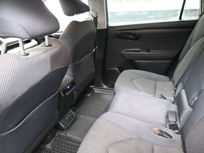 2020 Toyota Highlander LE