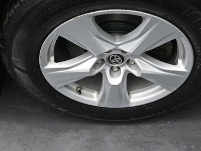 2020 Toyota Highlander LE