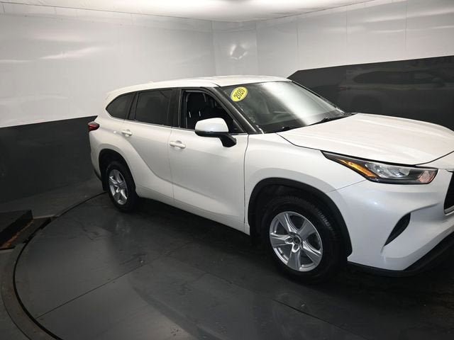2020 Toyota Highlander LE