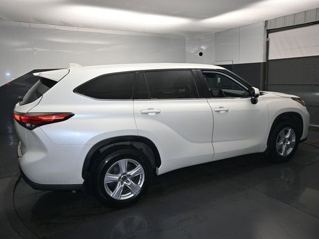 2020 Toyota Highlander LE