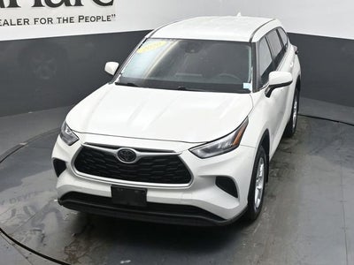 2020 Toyota Highlander LE