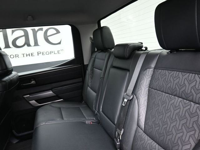 2022 Toyota Tundra 4WD SR5