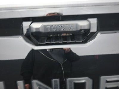 2022 Toyota Tundra 4WD SR5