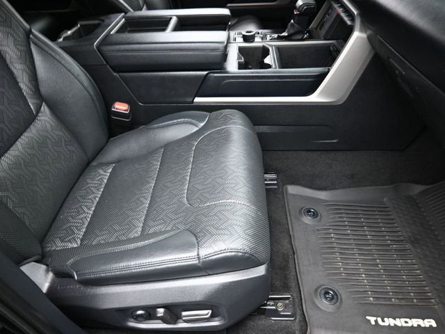 2022 Toyota Tundra 4WD SR5