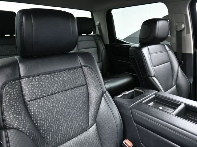 2022 Toyota Tundra 4WD SR5