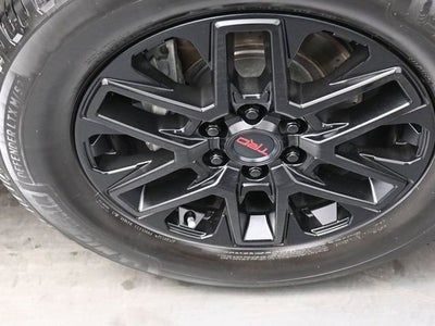 2022 Toyota Tundra 4WD SR5