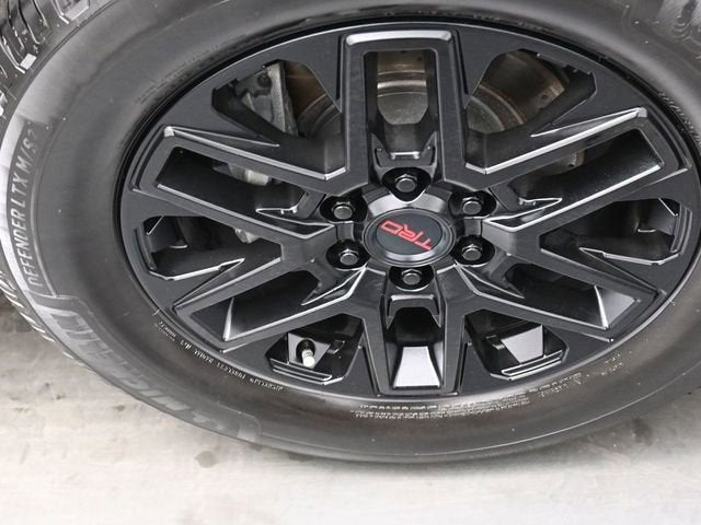 2022 Toyota Tundra 4WD SR5