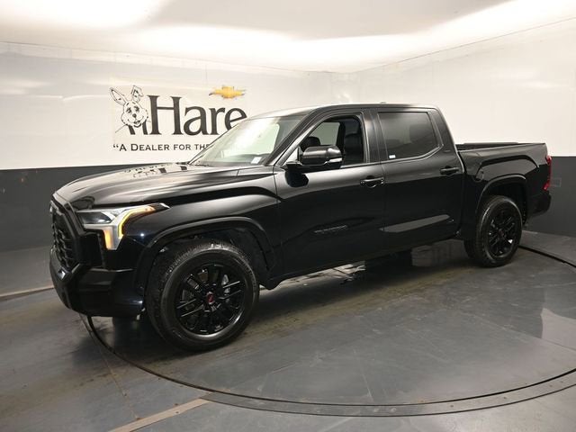 2022 Toyota Tundra 4WD SR5