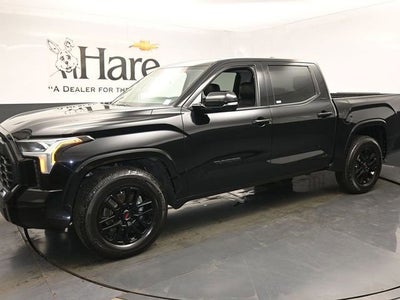 2022 Toyota Tundra 4WD SR5