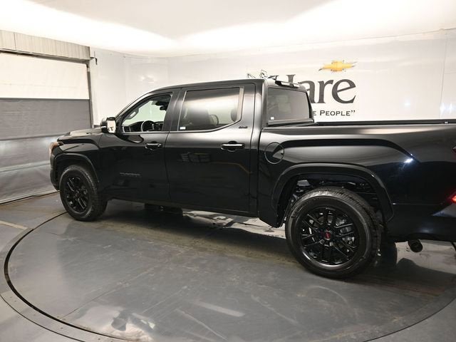 2022 Toyota Tundra 4WD SR5