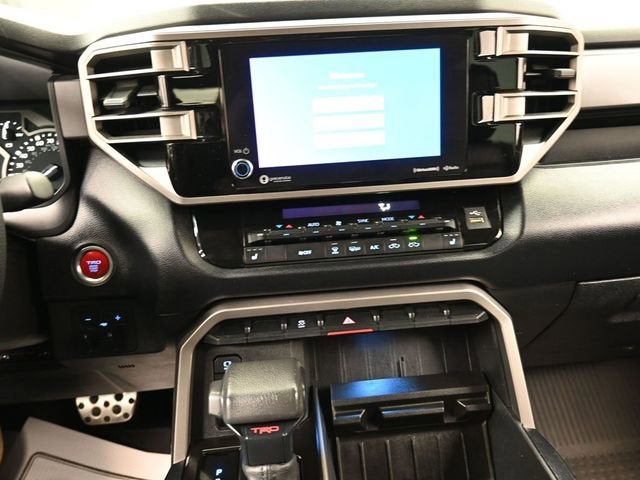 2022 Toyota Tundra 4WD SR5