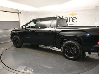 2022 Toyota Tundra 4WD SR5