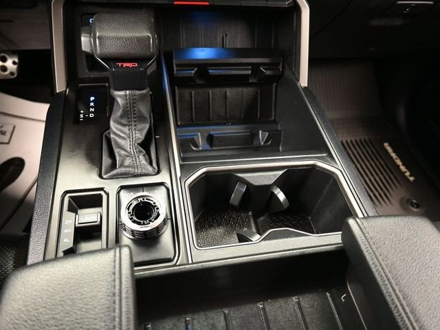 2022 Toyota Tundra 4WD SR5