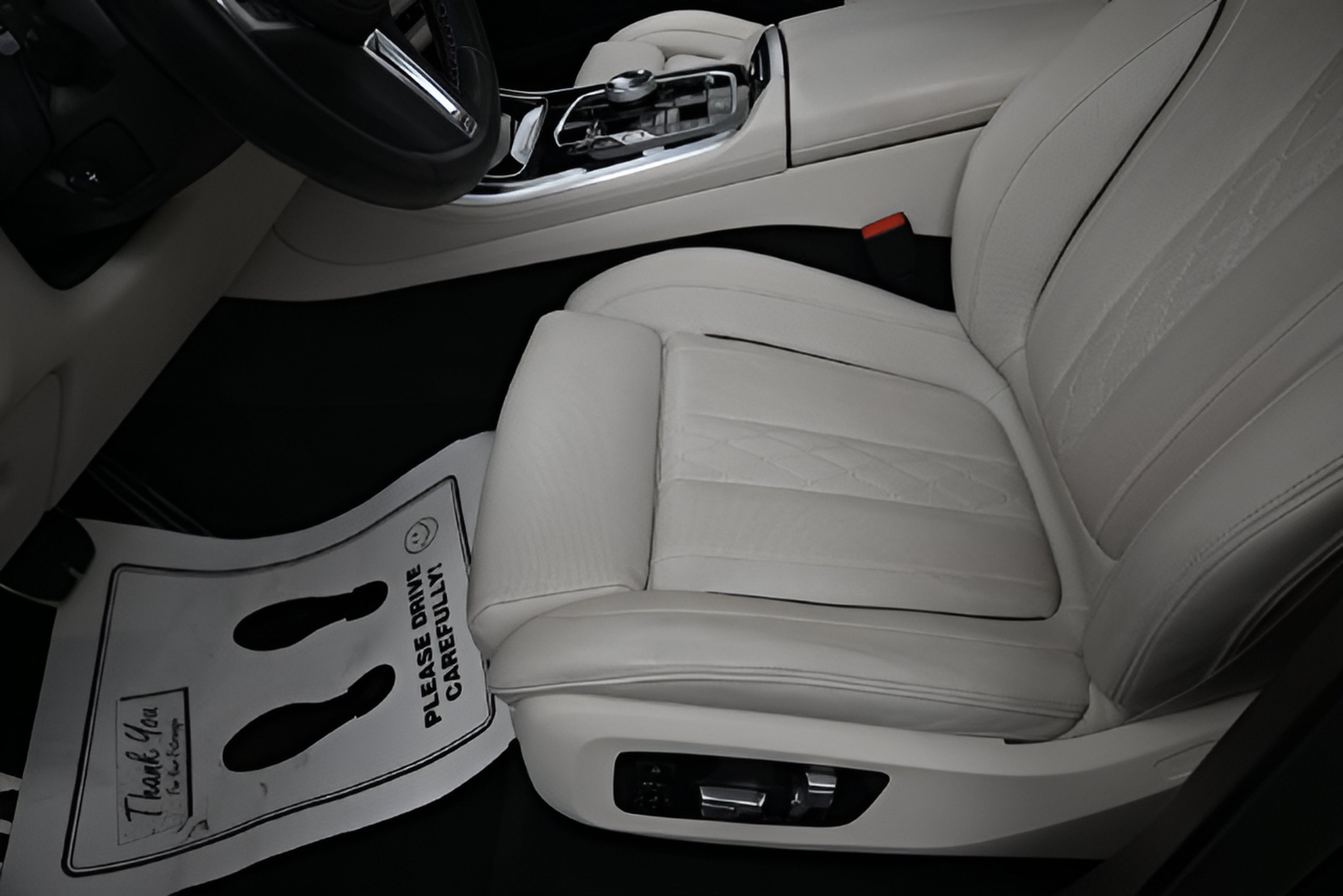 2024 BMW X5 M60i