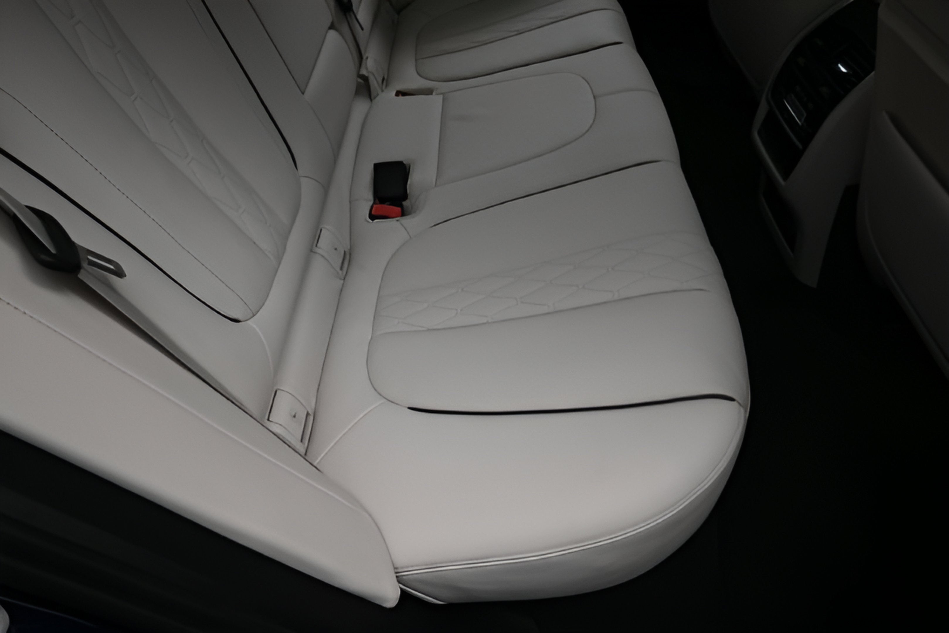 2024 BMW X5 M60i