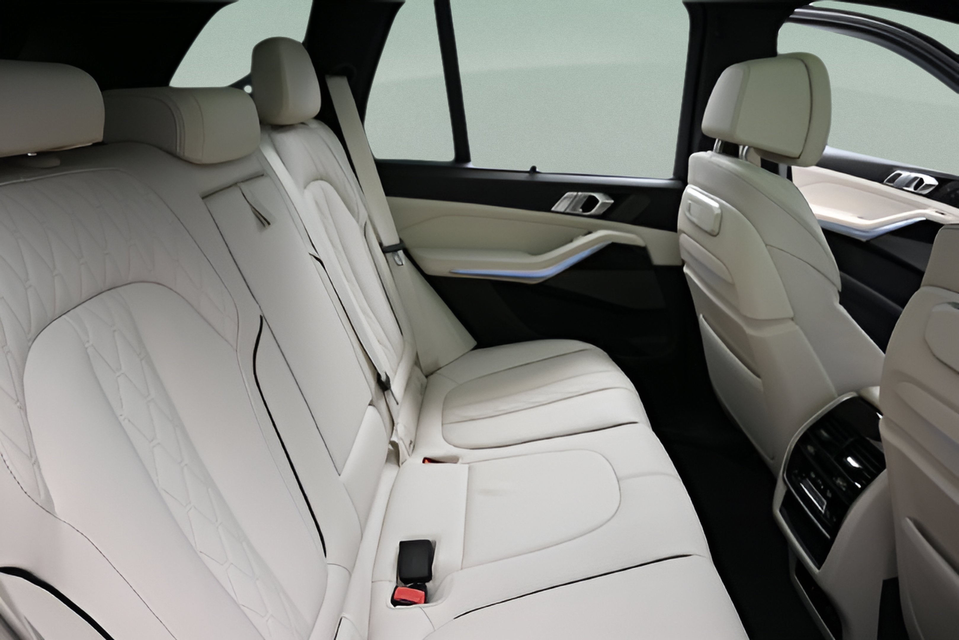 2024 BMW X5 M60i