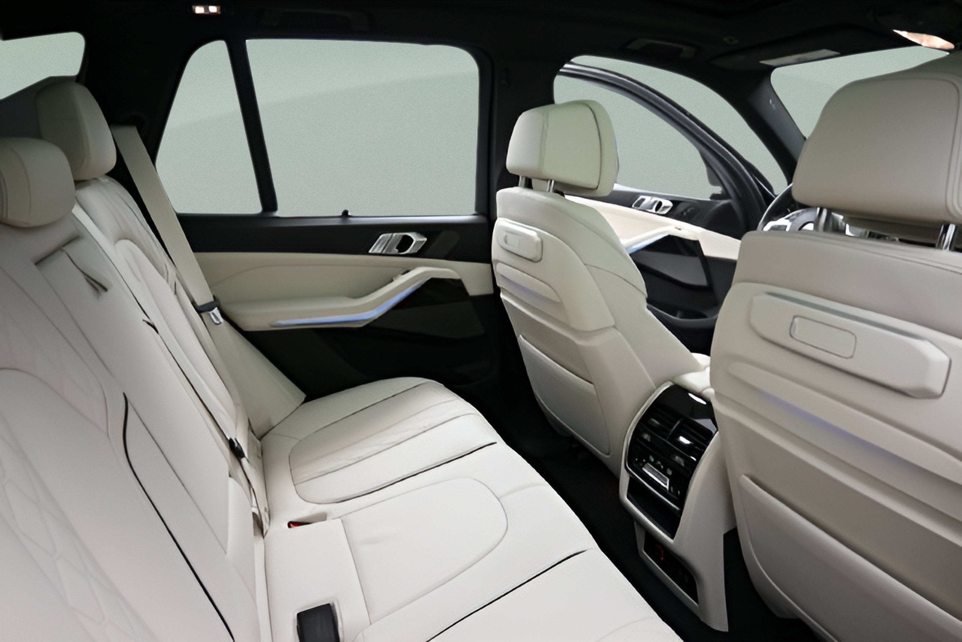 2024 BMW X5 M60i