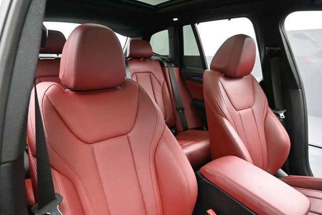 2022 BMW X3 M40i