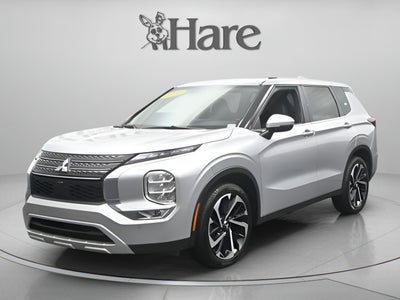 2024 Mitsubishi Outlander SE