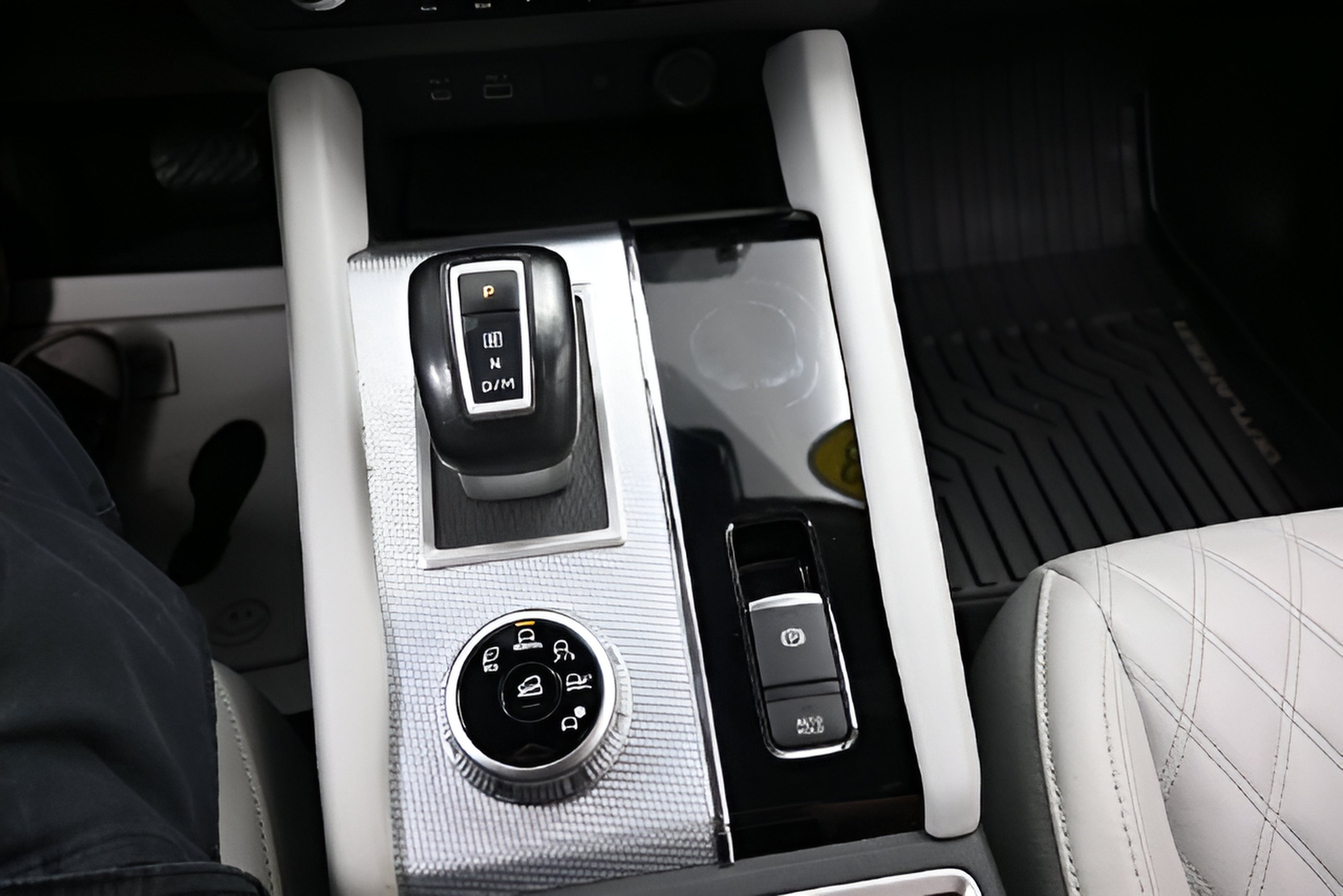 2023 Mitsubishi Outlander SEL 2.5 2WD