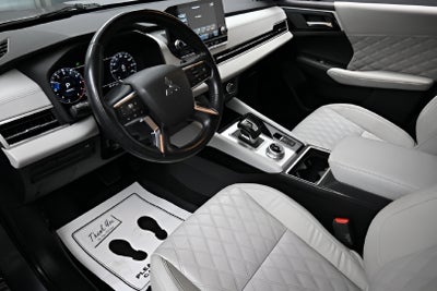 2023 Mitsubishi Outlander SEL 2.5 2WD