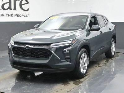 2025 Chevrolet Trax LS