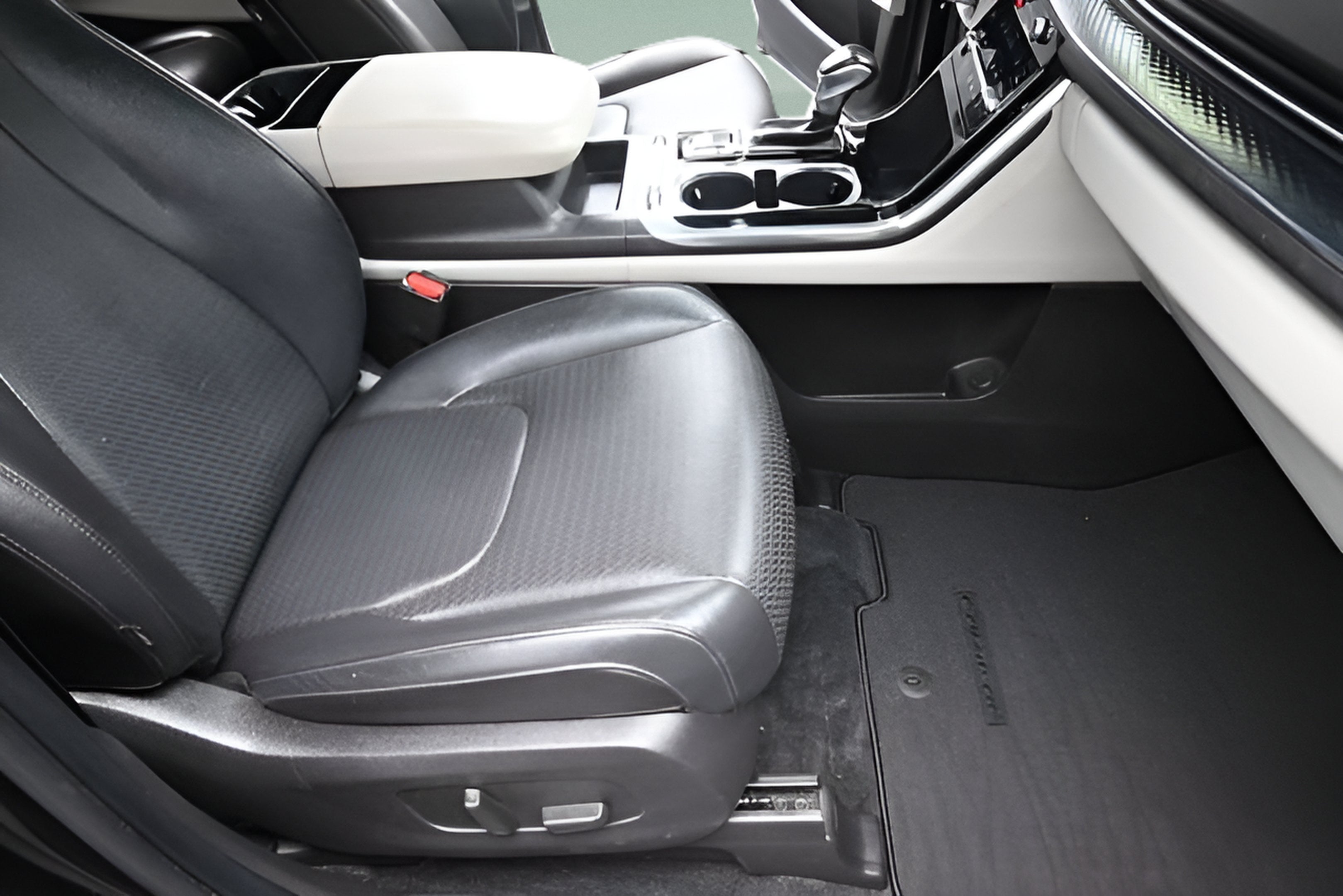 2023 Kia Carnival MPV SX Prestige
