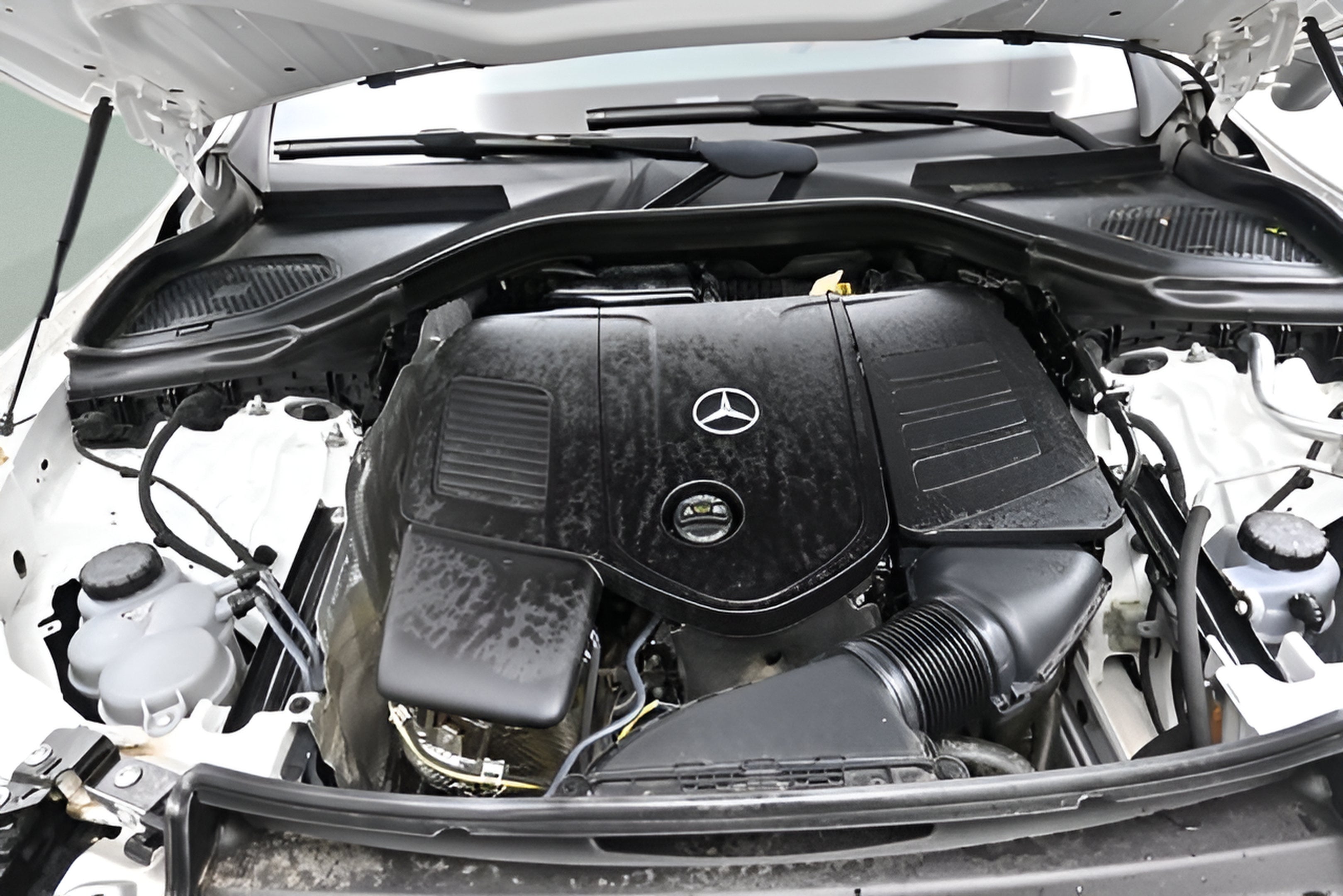2024 Mercedes-Benz GLC 300 SUV