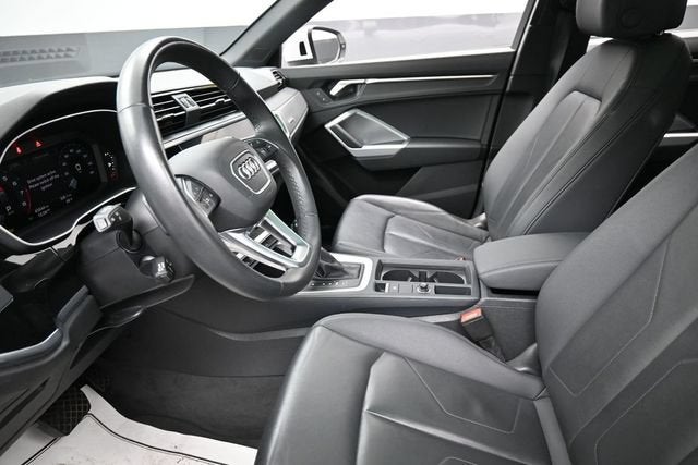 2025 Audi Q3 S line Premium