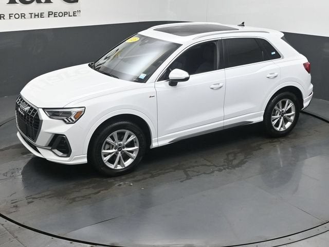 2025 Audi Q3 S line Premium