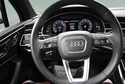 2023 Audi Q7 Premium Plus 45 TFSI quattro Tiptronic