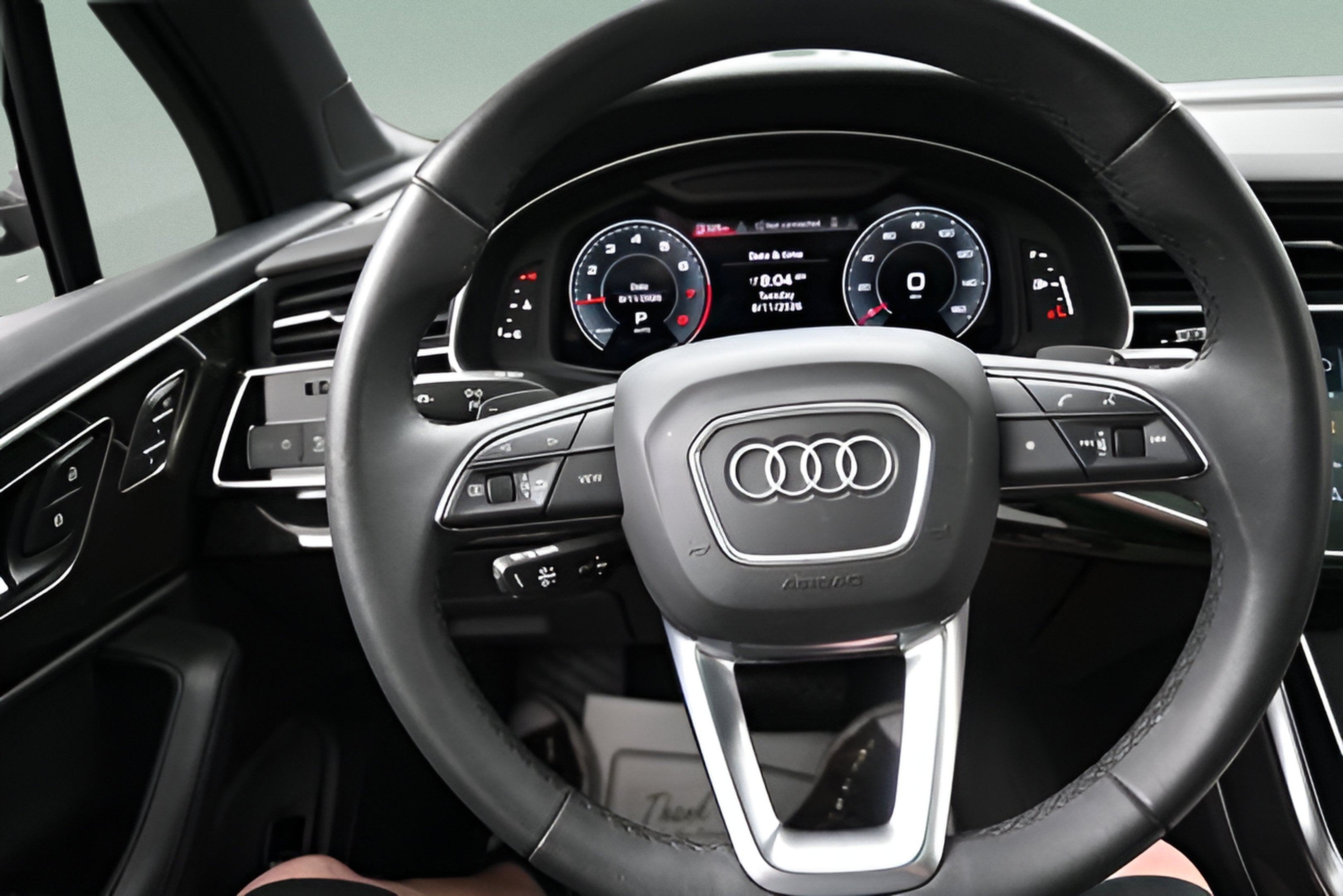 2023 Audi Q7 Premium Plus 45 TFSI quattro Tiptronic