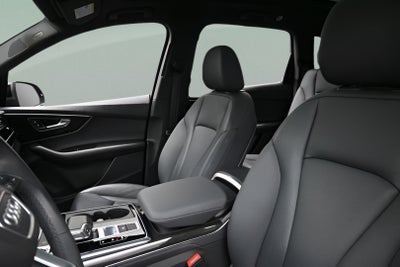 2023 Audi Q7 Premium Plus 45 TFSI quattro Tiptronic