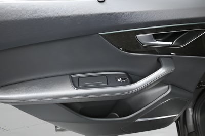 2023 Audi Q7 Premium Plus 45 TFSI quattro Tiptronic