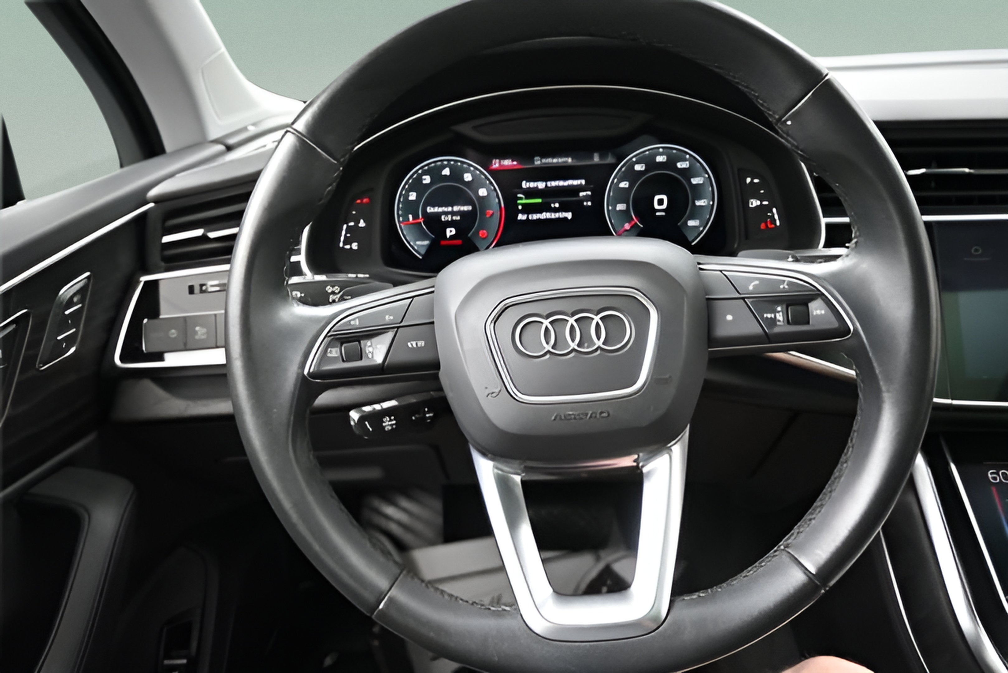 2023 Audi Q7 Premium Plus 45 TFSI quattro Tiptronic