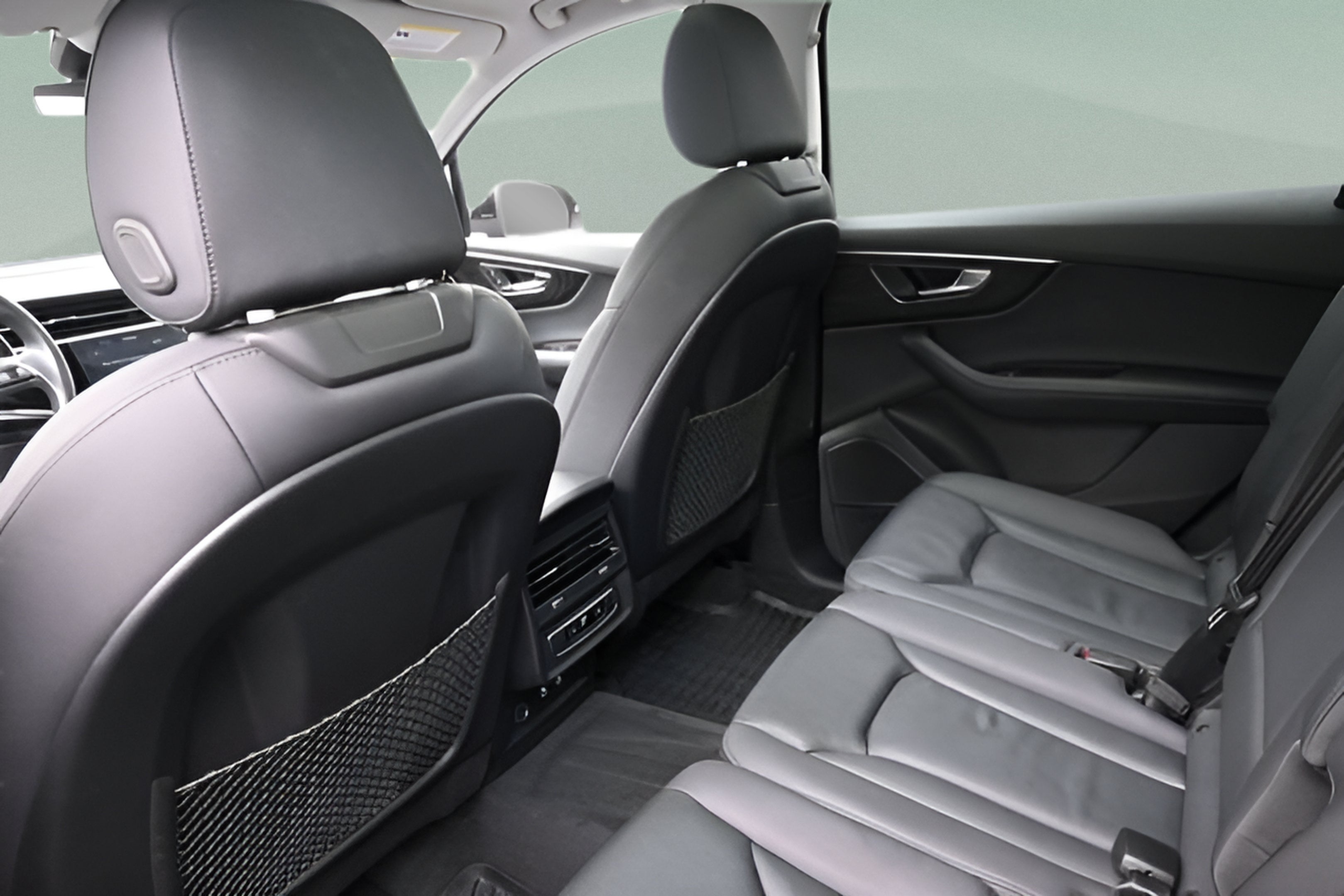 2023 Audi Q7 Premium Plus 45 TFSI quattro Tiptronic