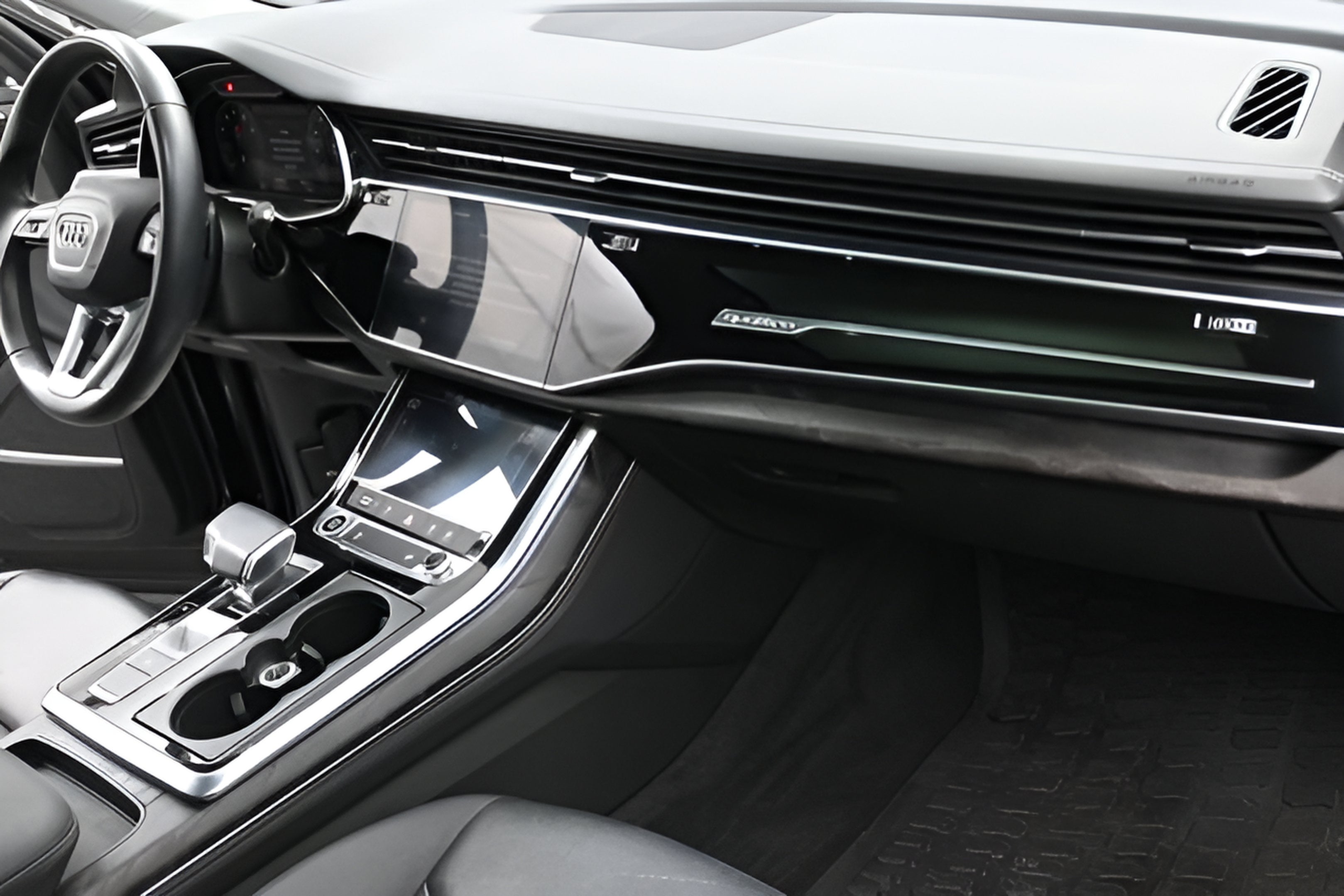 2023 Audi Q7 Premium Plus 45 TFSI quattro Tiptronic
