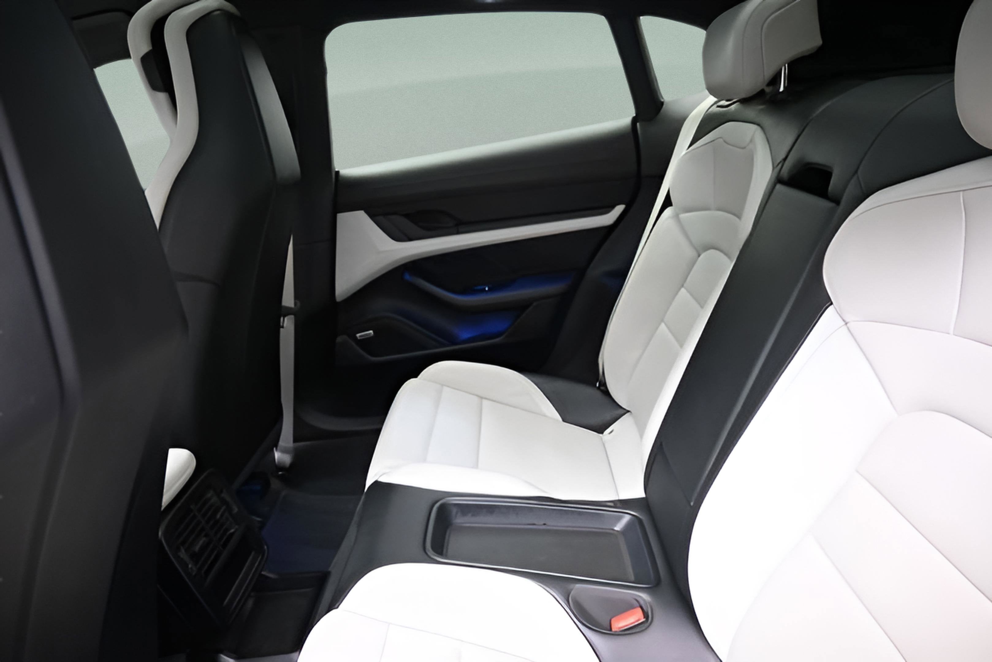 2021 Porsche Taycan 4