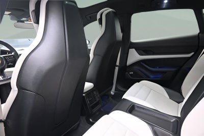 2021 Porsche Taycan 4