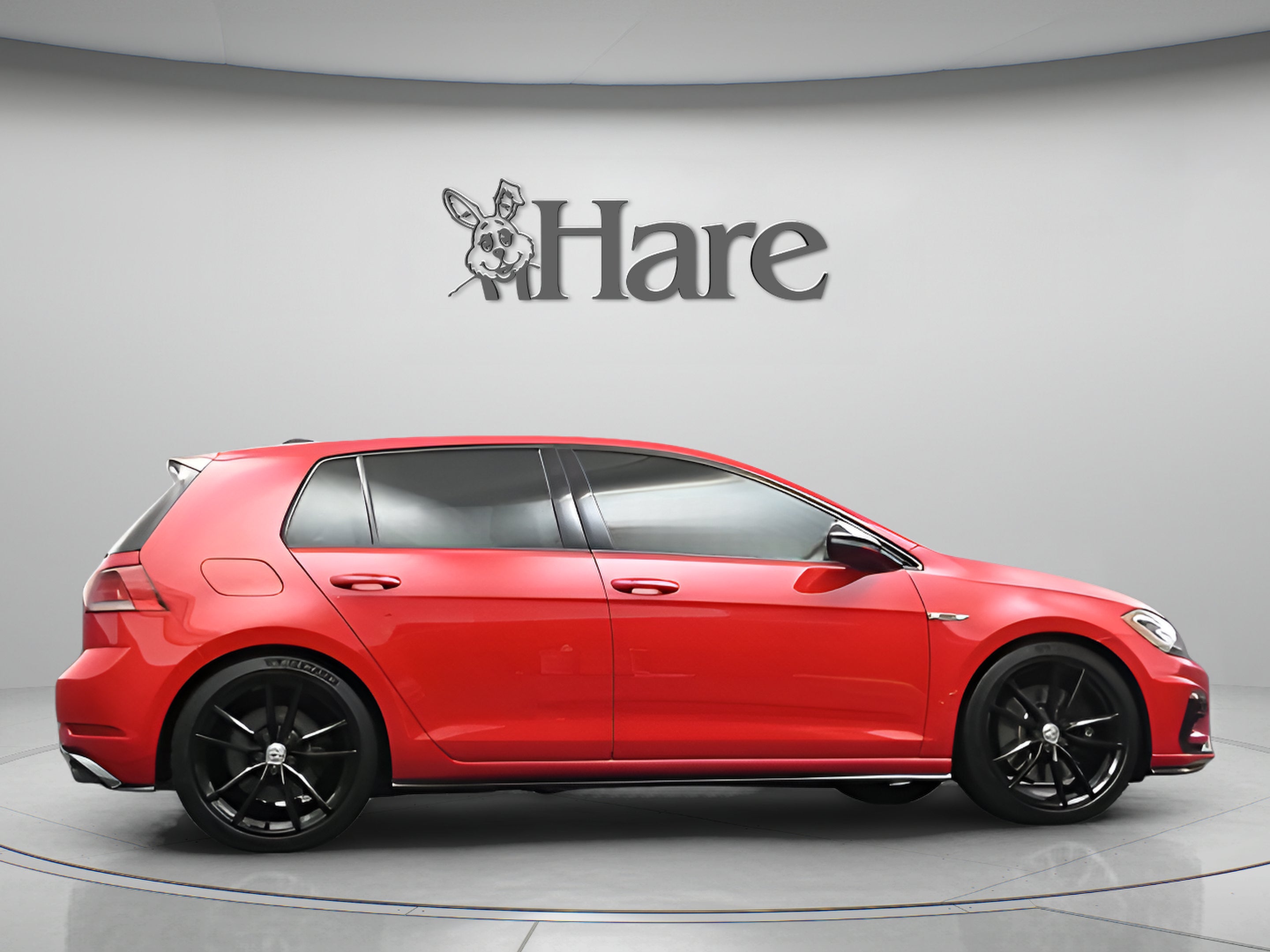 2019 Volkswagen Golf R 2.0T w/DCC & Navigation
