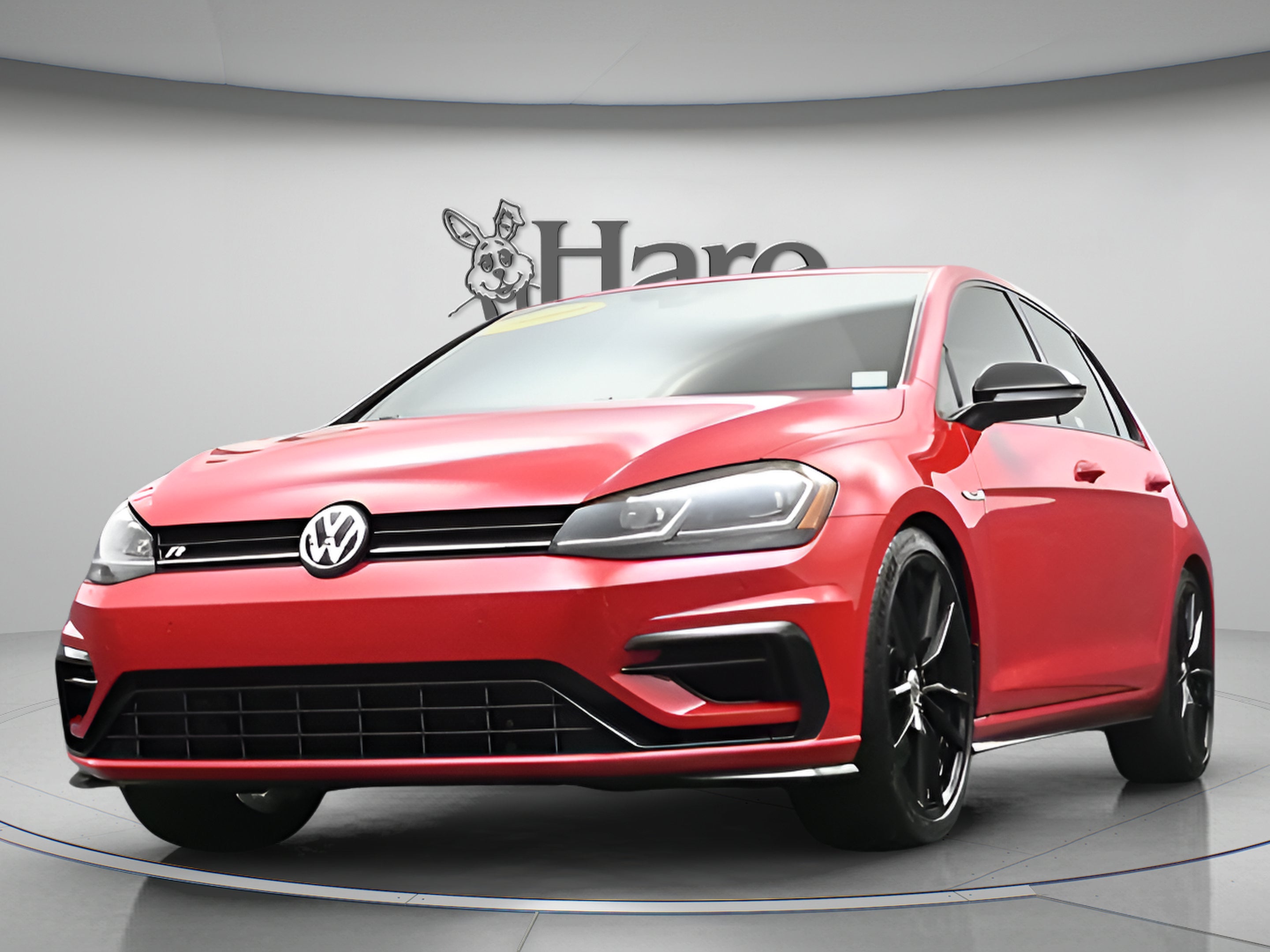 2019 Volkswagen Golf R 2.0T w/DCC & Navigation